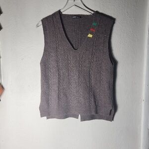 Women Sleeves Vest Color Rosewood